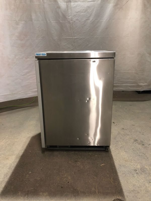 Frost tech Fridge SUC-61