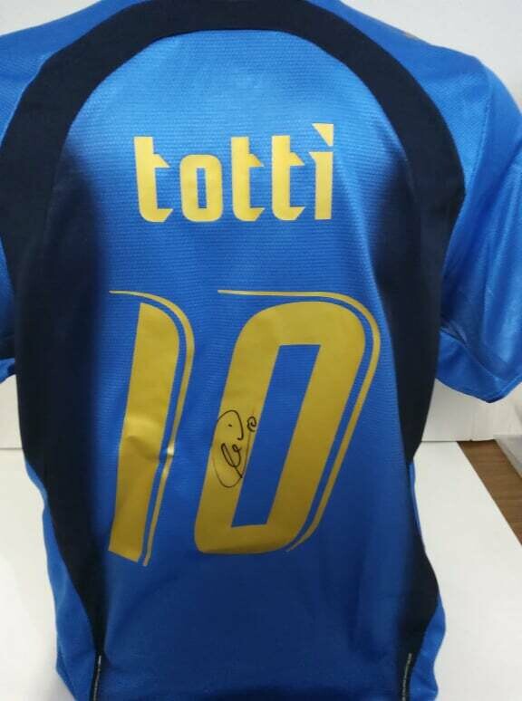 Maglia ITALIA WORLD CUP 2006 GERMANY  Francesco Totti 10 Autografata Signed wich COA certificate Italy World cup 2006  TOTTI   Signed with coa