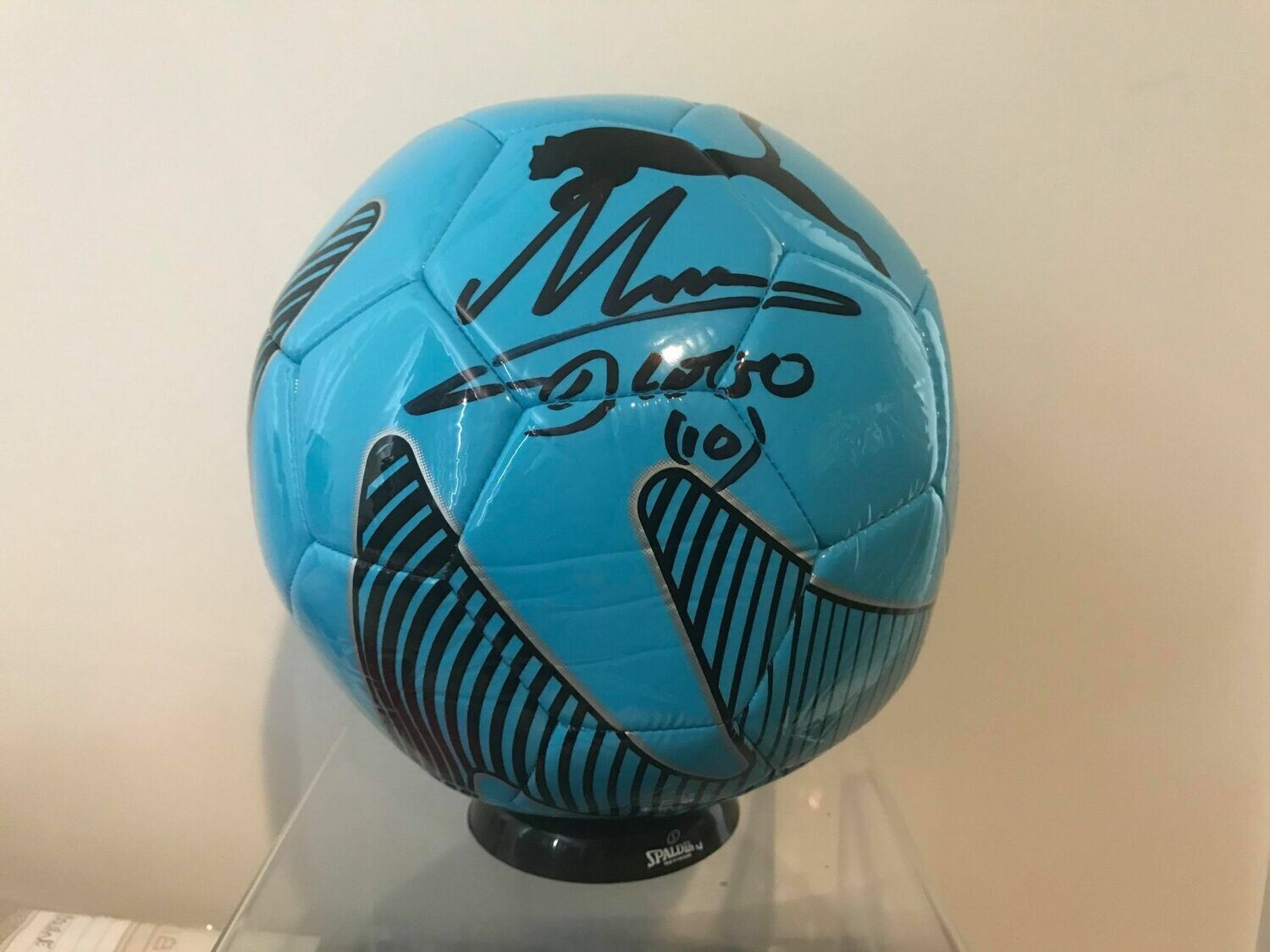 Pallone Autografato Diego Armando Maradona Signed Diego Pibe D Oro Maradona Ball Signed with COA certificate of authenticity Spedizione Gratis Shipping Free