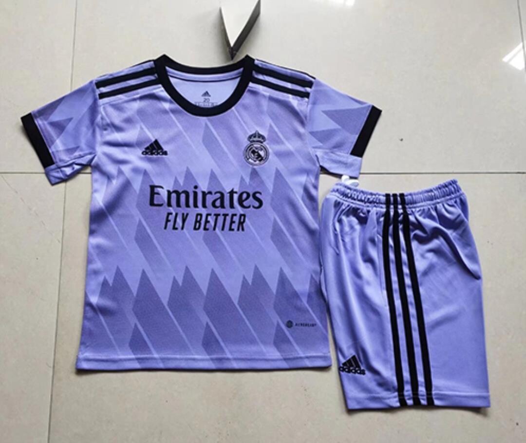 REAL MADRID  KIT COMPLETINO BAMBINI KIDS MADRID PORTIERE GOALKEEPER