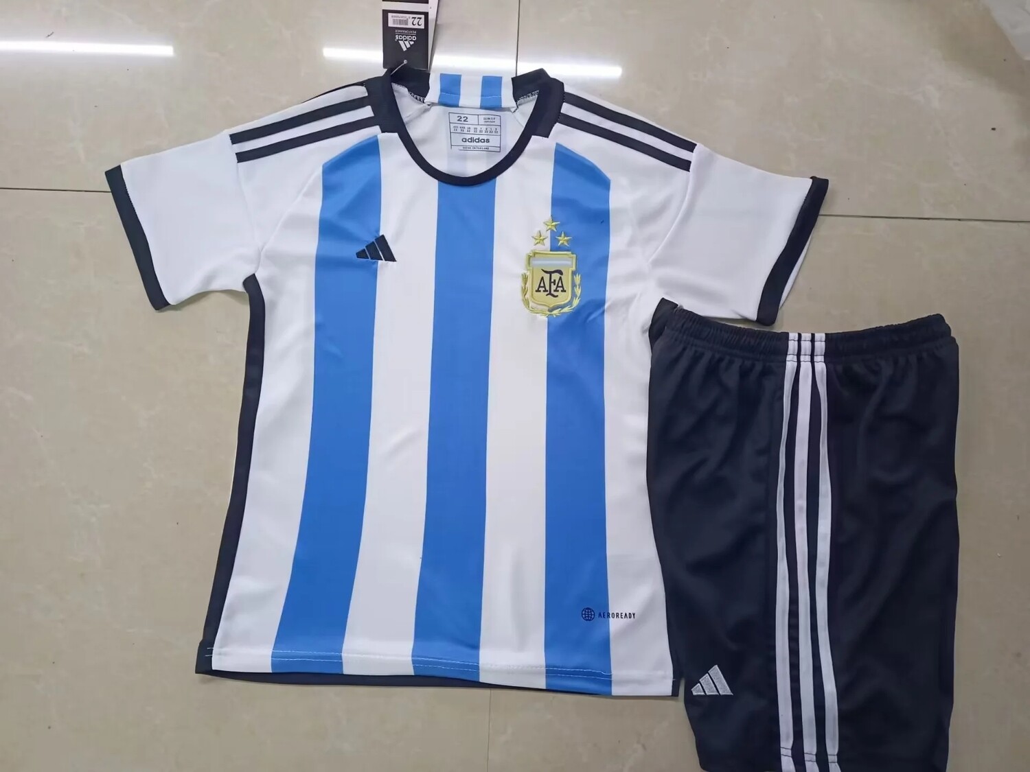 ARGENTINA KIT COMPLETINO BAMBINI KIDS WORLD CUP 2022