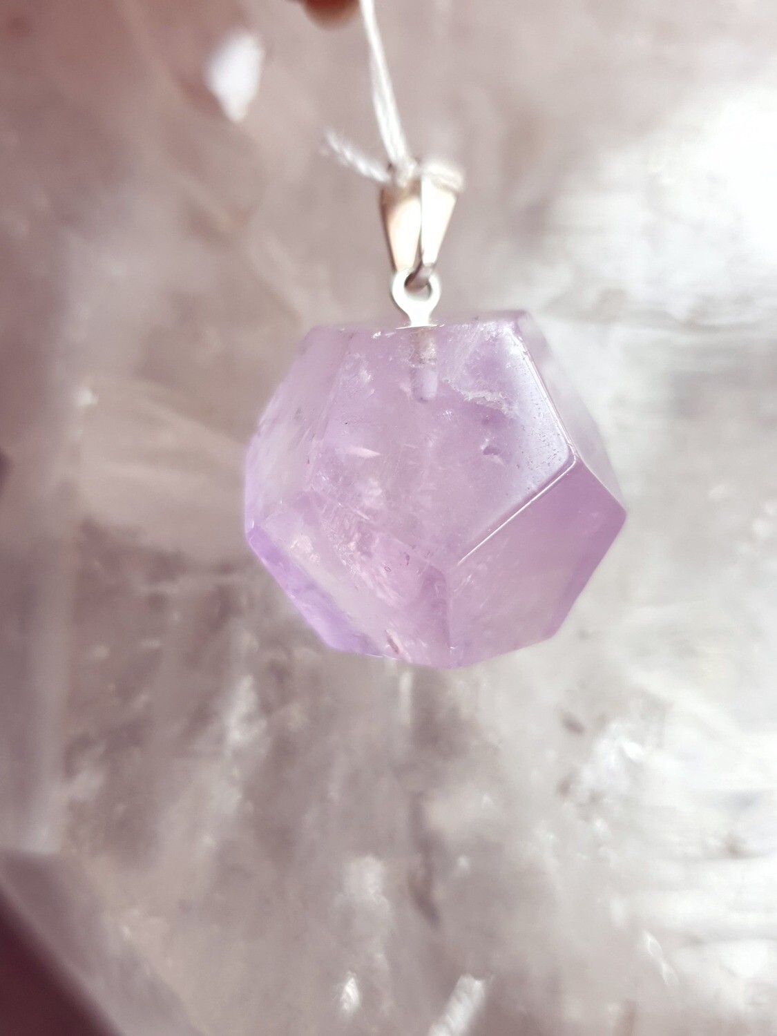 Amethyste hexagonale
