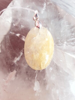 Calcite miel (jaune) ovale