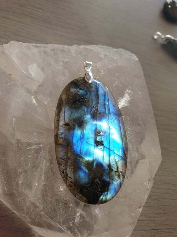 Labradorite 5.6