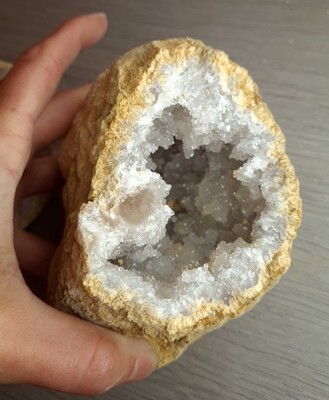 Geode Entière de Cristal de Roche n°5