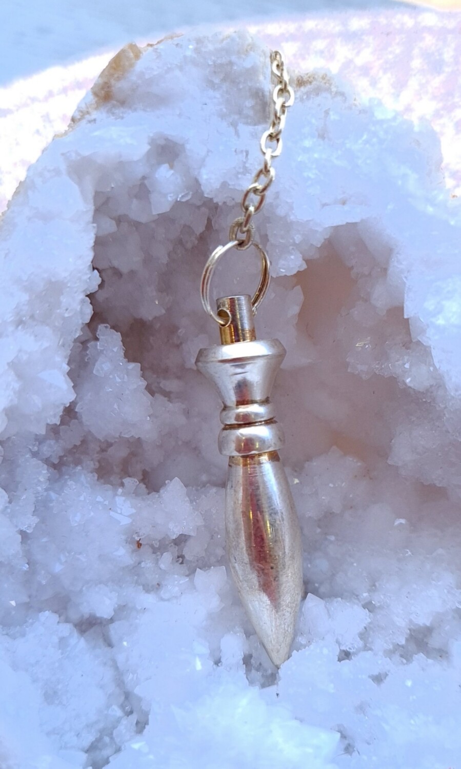 pendule Karnac argenté