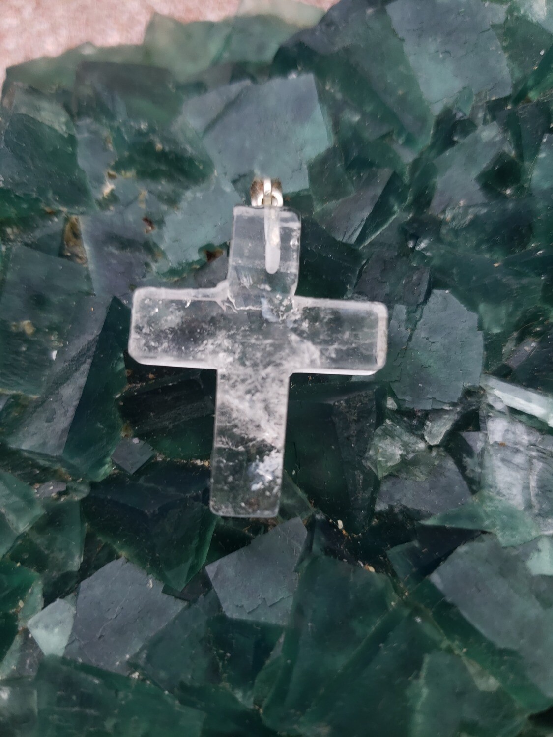 Croix cristal de roche