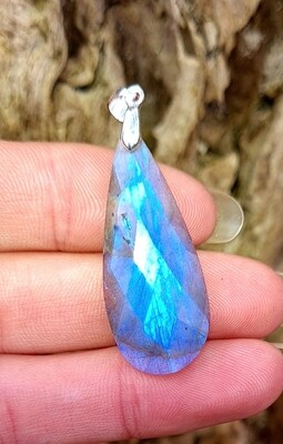 Labradorite Facetté Bleu