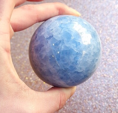 Sphere Calcite Bleue