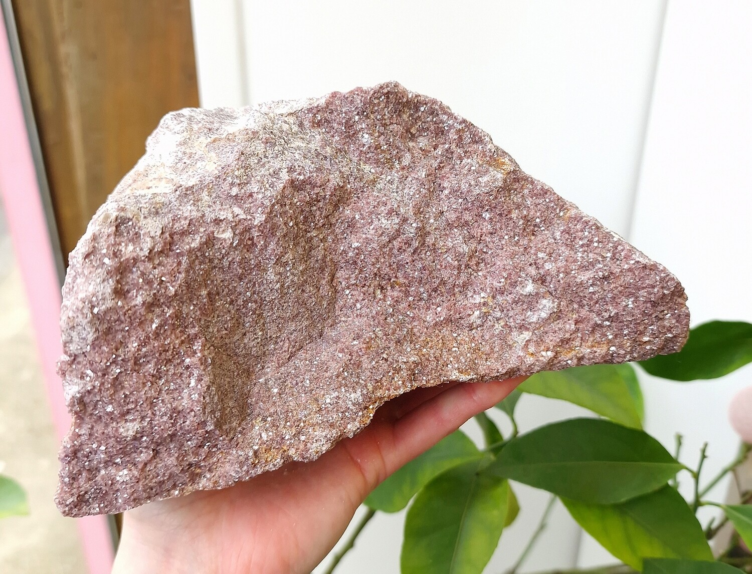 Lépidolite Brut avec inclusion de mica
