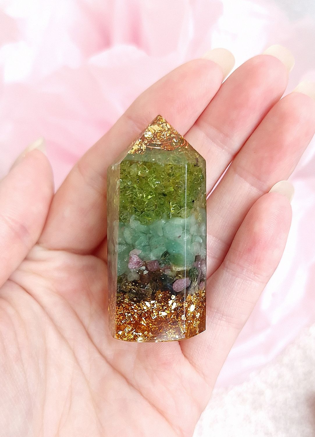 Pointe Orgonite Péridot/ Aventurine/ Tourmaline Multicolore 