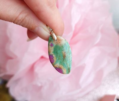 Rubis sur fuschite inclusion cuivre n°3