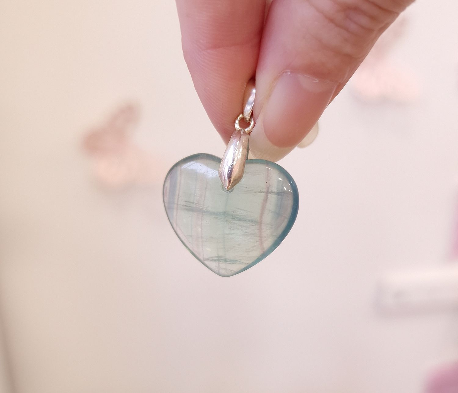 Fluorite Arc en Ciel Coeur 