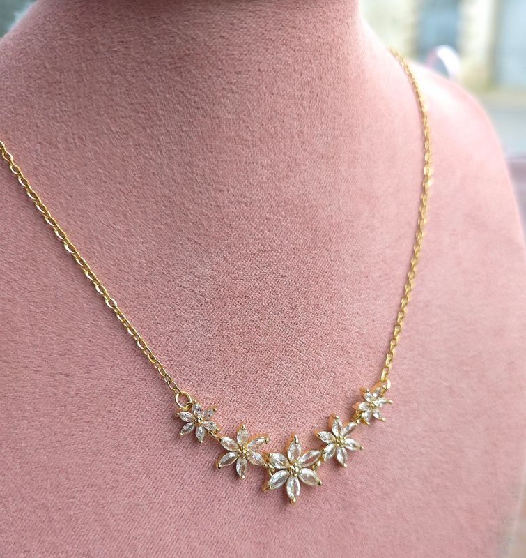 Collier Cristal de Roche Fleur - Or