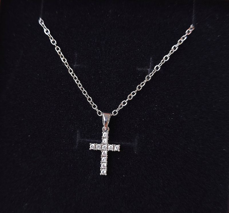 Croix Cristal de Roche - Chaine 50cm