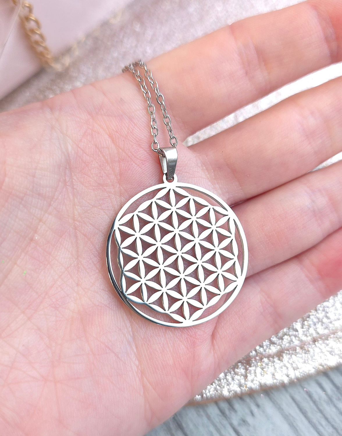 Pendentif Fleur de vie - Chaine 50+5cm
