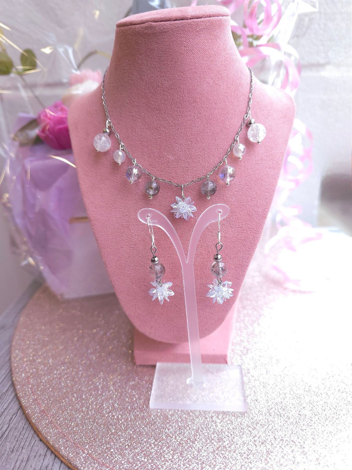 Collier Création - Fleur de Cristal/Diamant Herkimer/Aqua Angel/Calcédoine Blanche