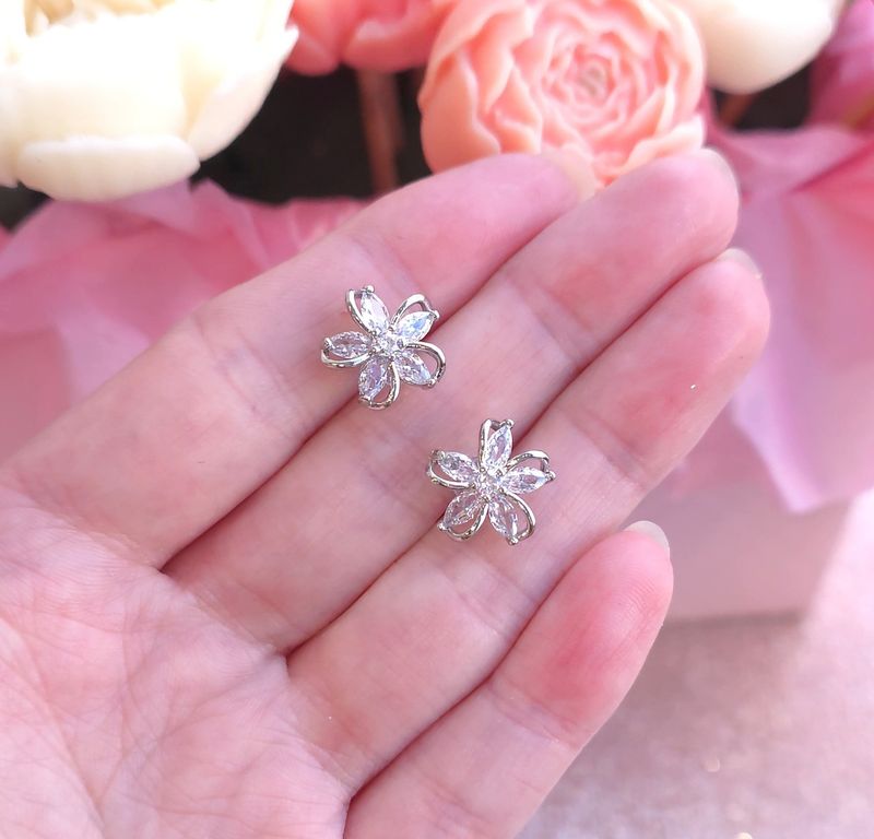 Boucle Cristal de Roche Fleur - Argenté 