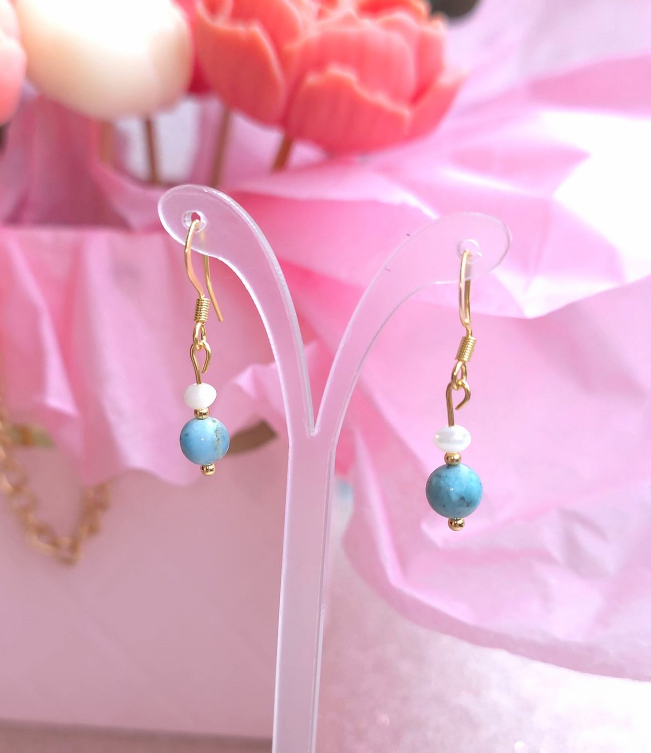 Boucle Nacre et Opale Bleue