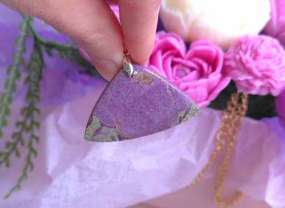 Stichtite (purpurite ) n°2