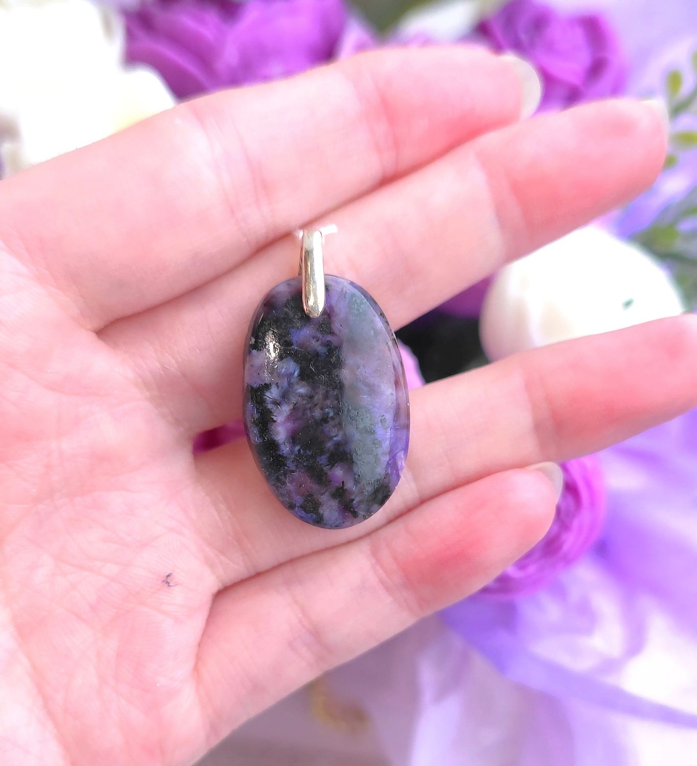 Charoite