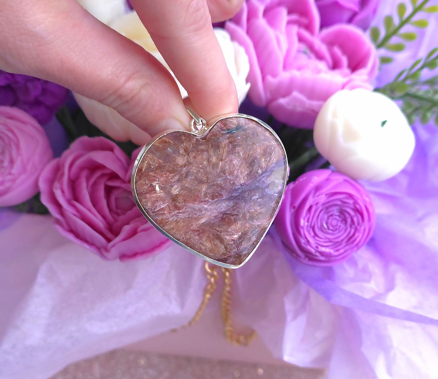 Charoite