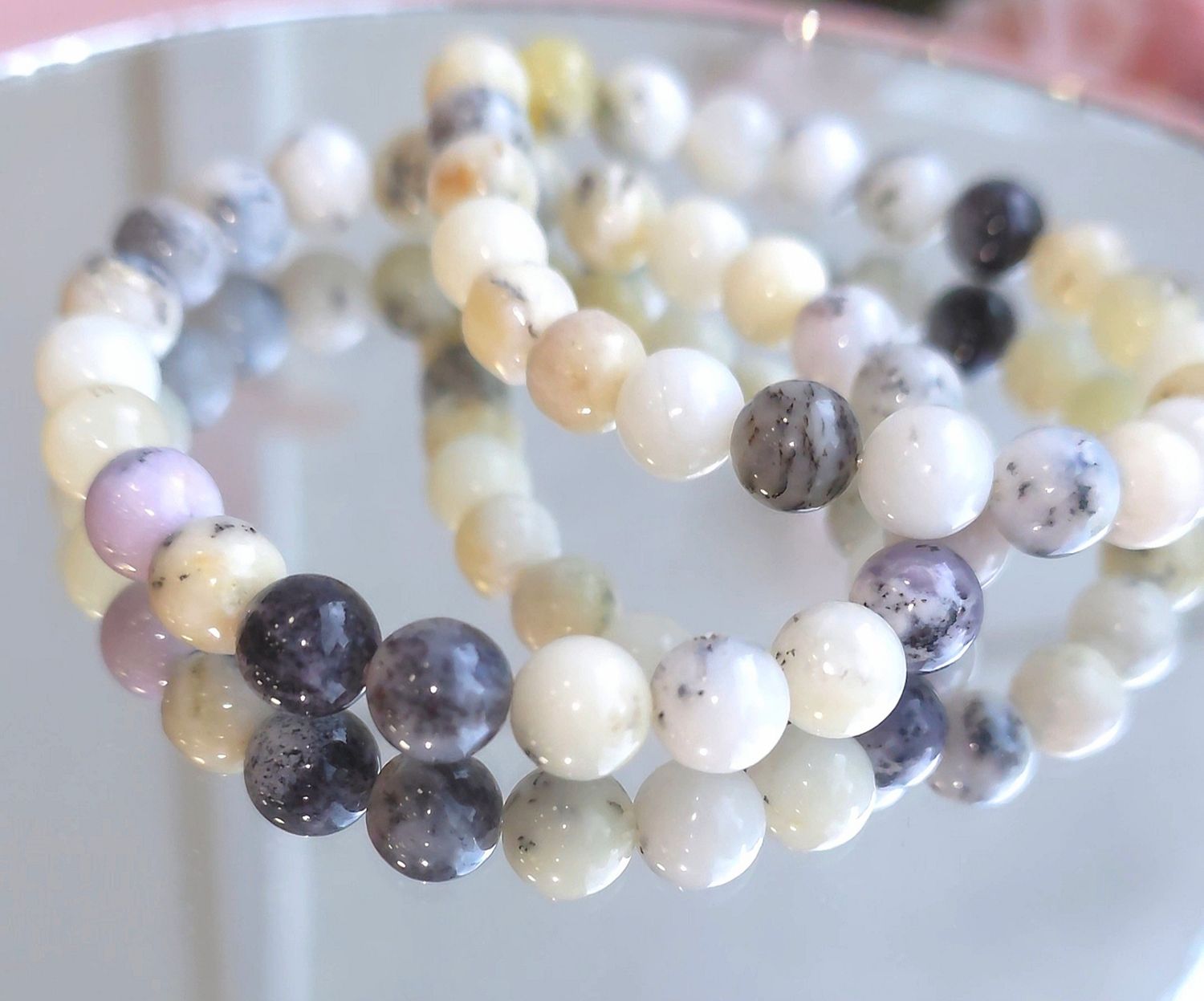 Bracelet Merlinite ø8