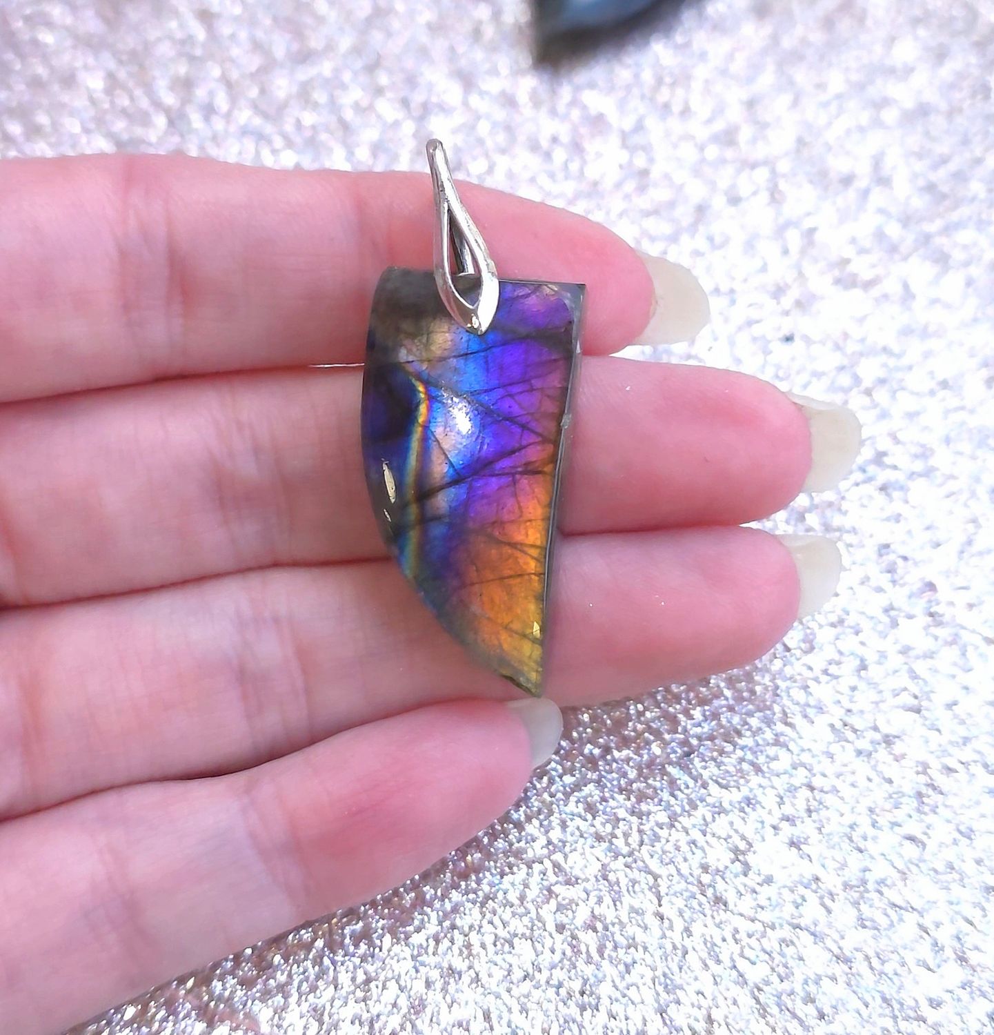Labradorite Arc-en-Ciel n°1 