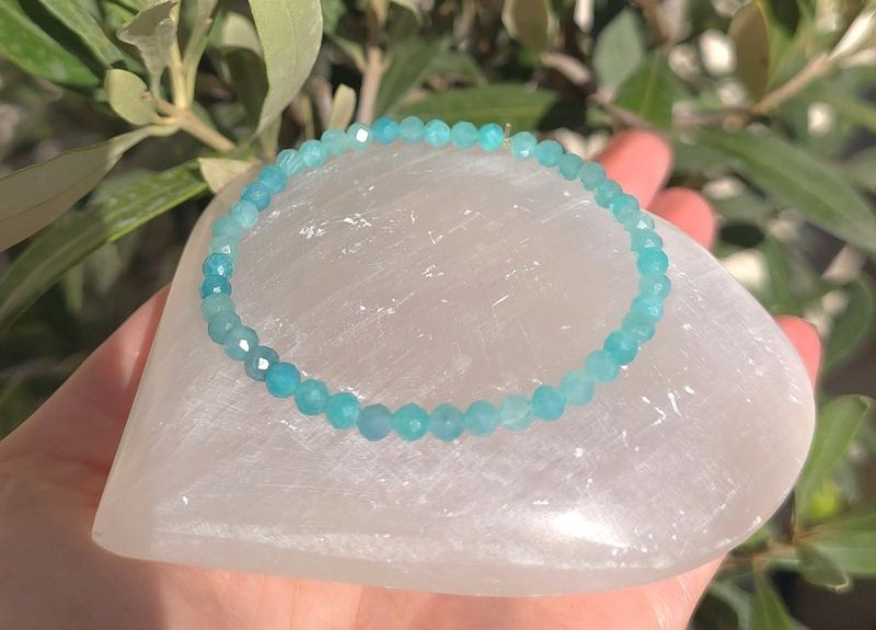 Bracelet Amazonite du Pérou AAA Facetté ø4