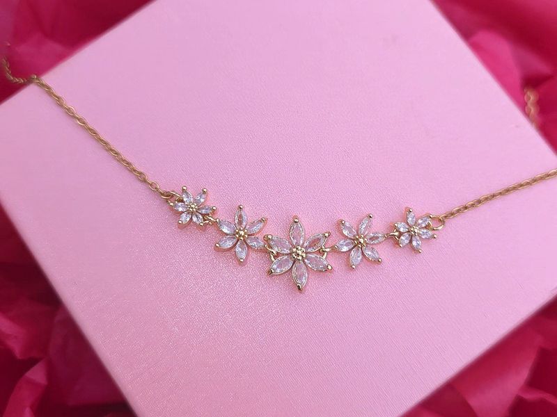 Collier Cristal de Roche Fleur - Or