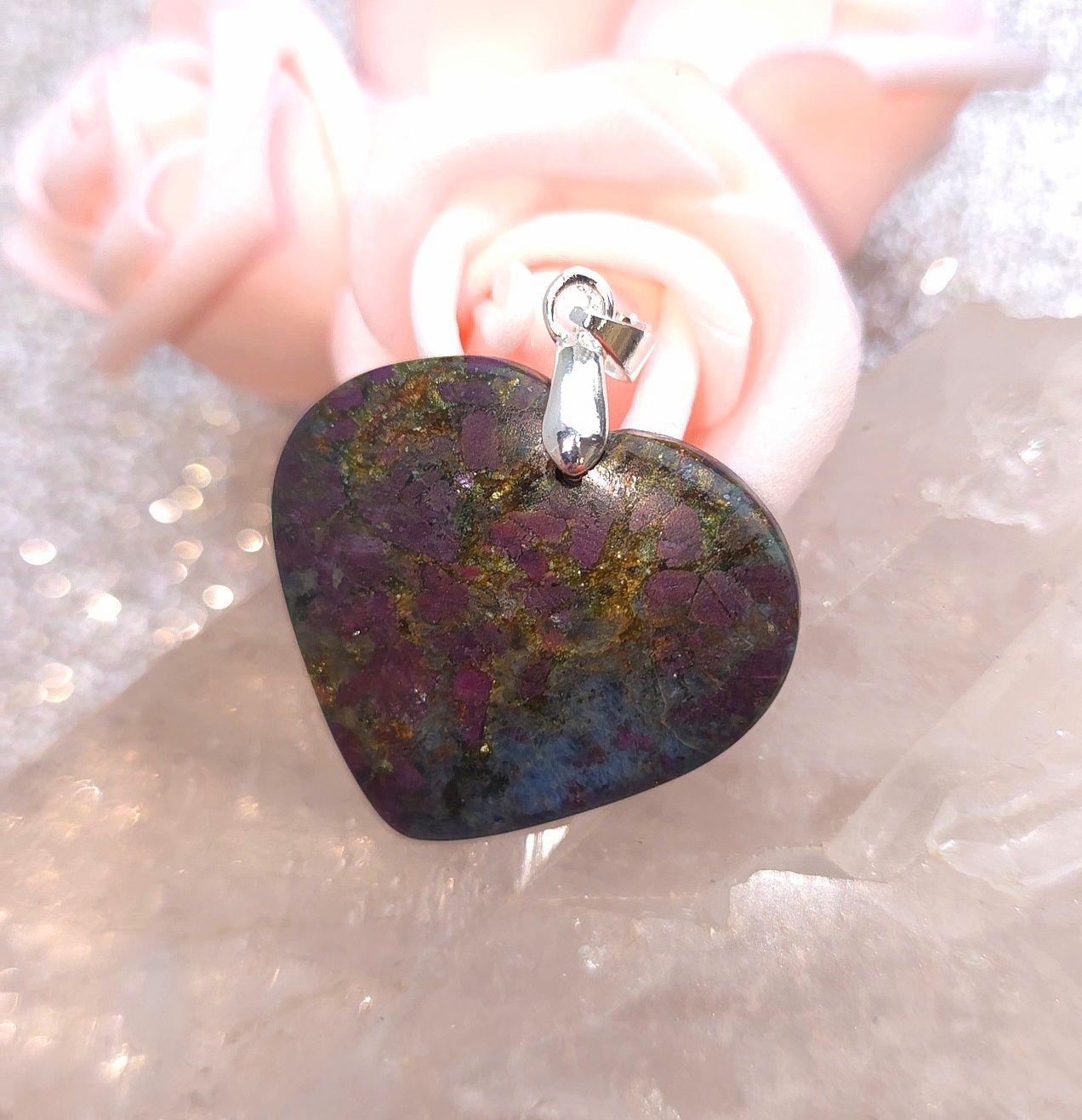 Rubis sur cyanite ou kyanite coeur