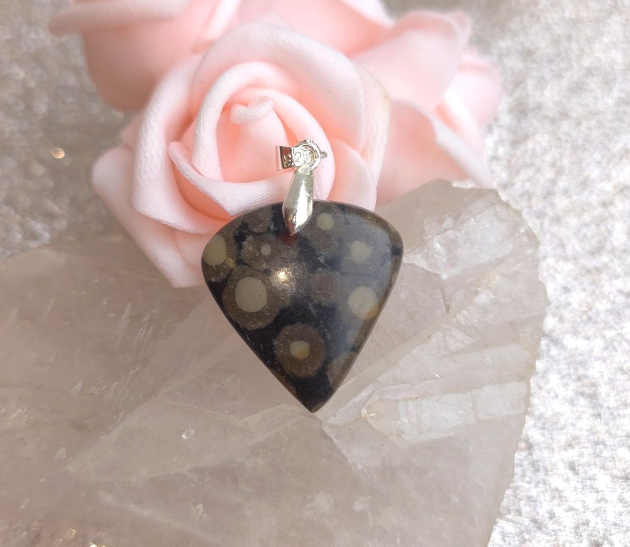 pendentif Scapolite goutte