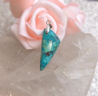 Ajoïte ,ajoite pendentid triangle