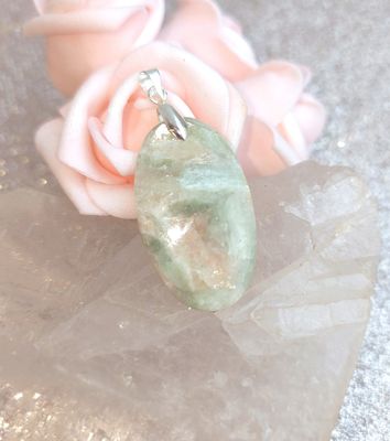 Apophyllite pendentif 2 AAA
