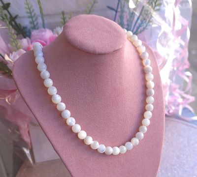 Collier Nacre ø8