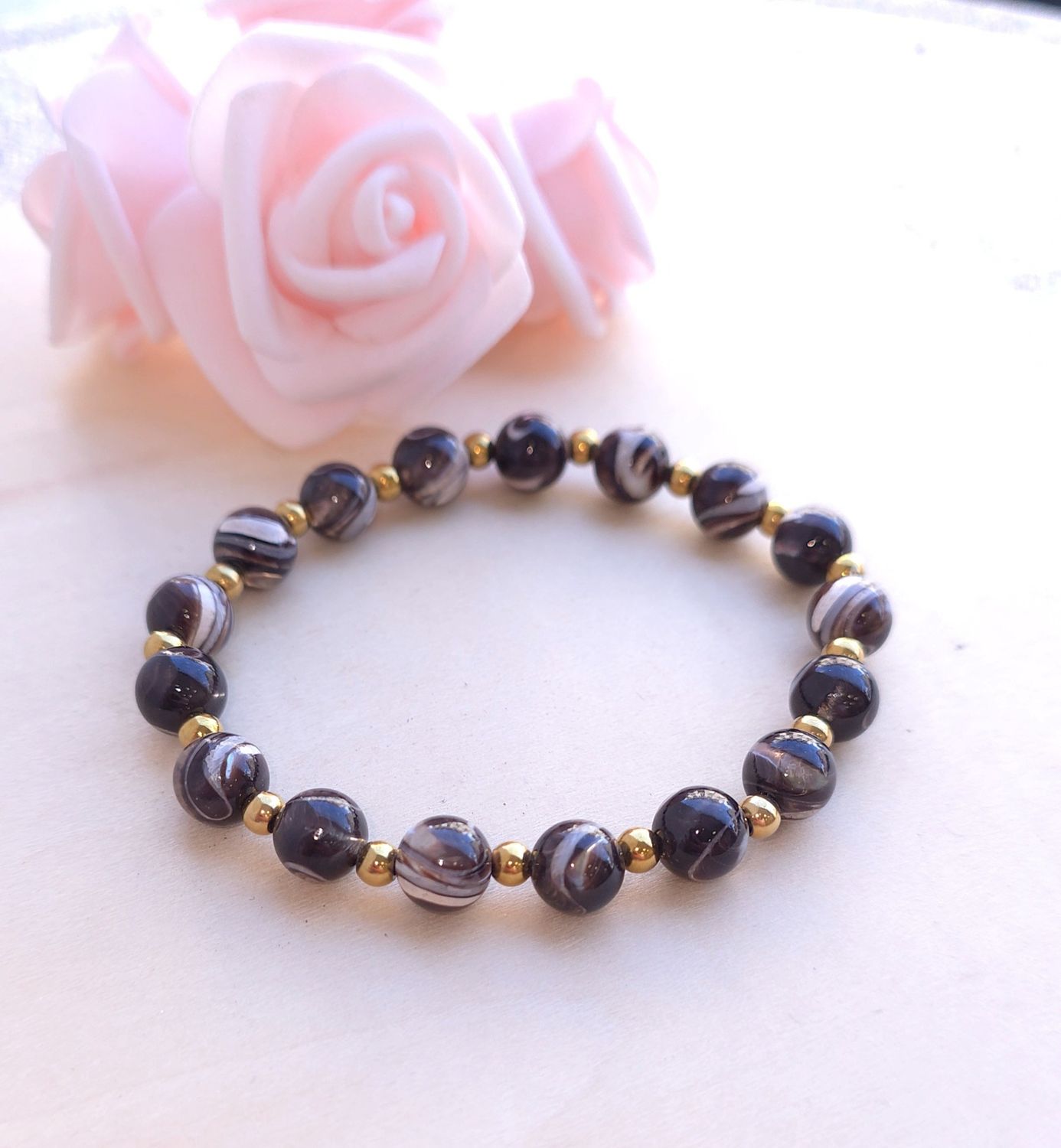 Bracelet Nacre Noire Opalisée ø8