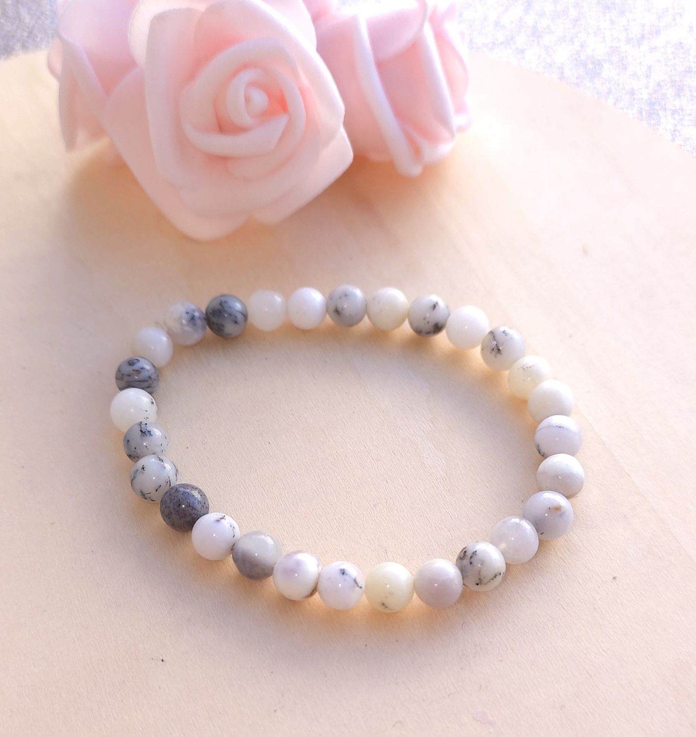 Bracelet Merlinite ø6