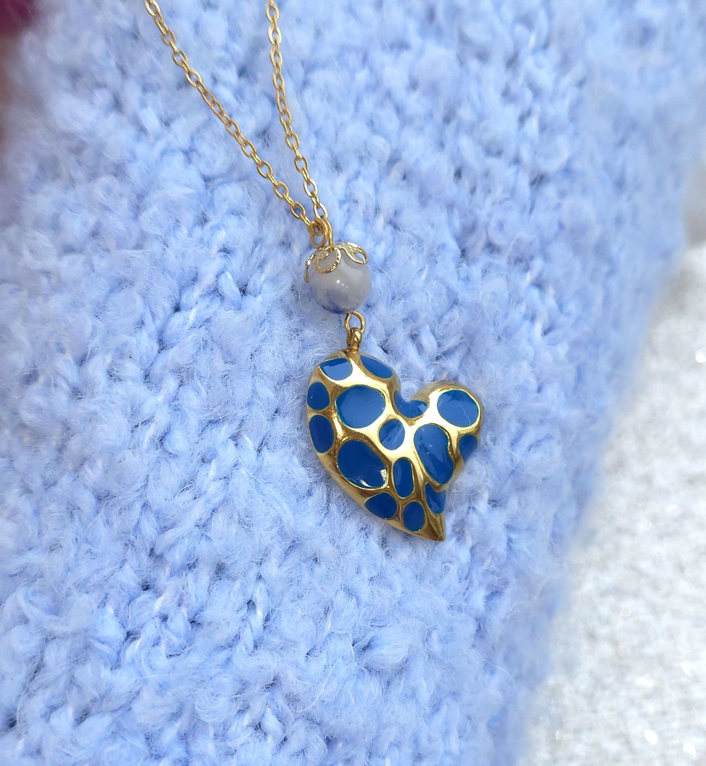 Collier Dumortiérite sur quartz