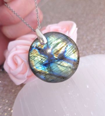 Labradorite Bleu/Vert/Or n°1.9
