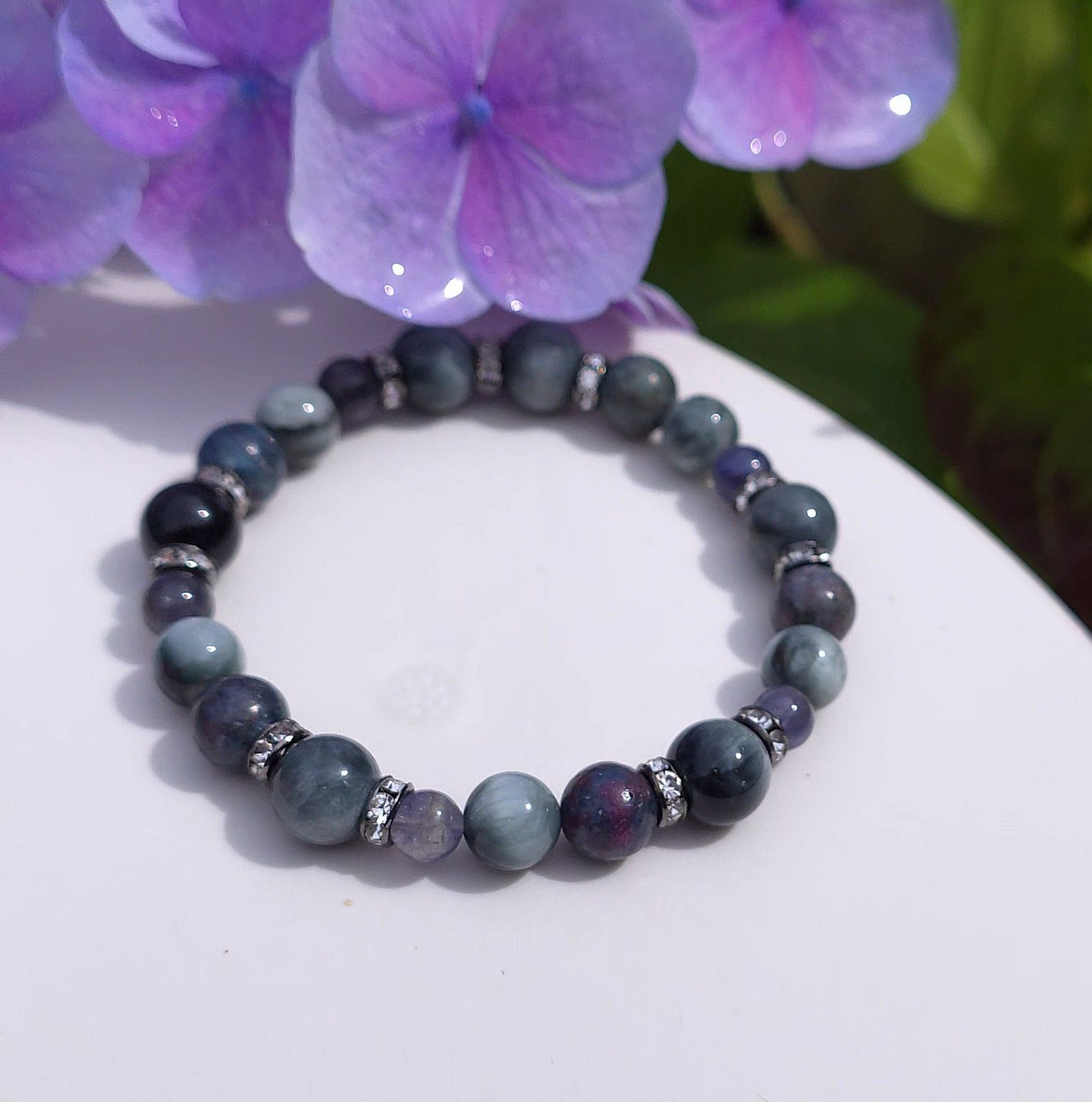 Bracelet Création • Tourmaline Oeil de chat/Rubis sur cyanite/Iolite