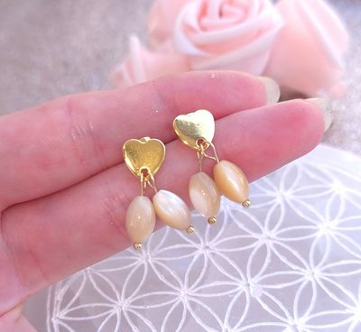 Boucle Bouton Coeur • Nacre Coquillage 