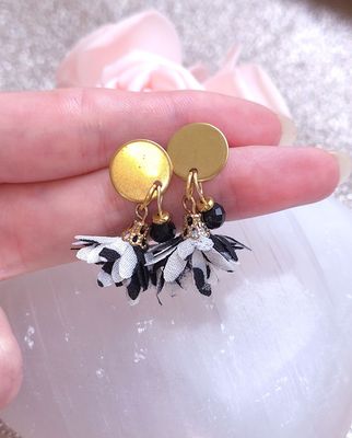 Boucle Bouton Ronde • Spinelle