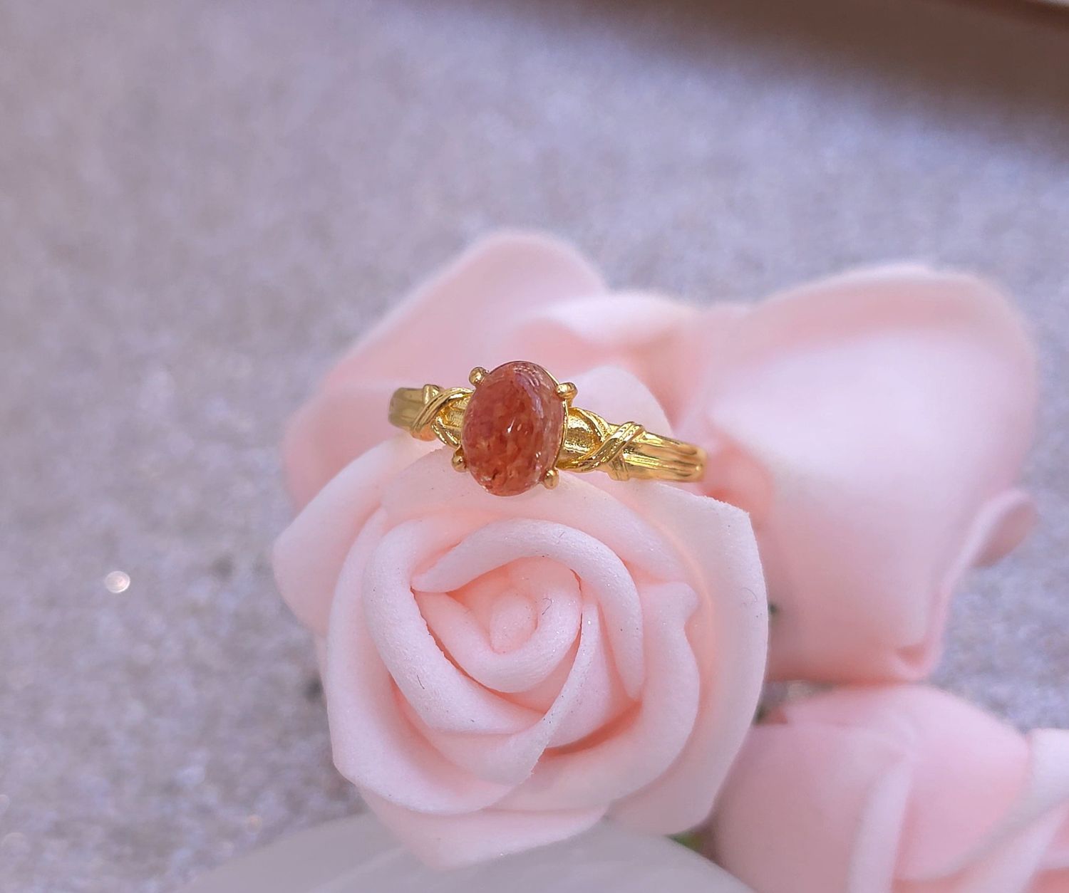 144.Bague Pierre du Soleil AAA - Plaqué or