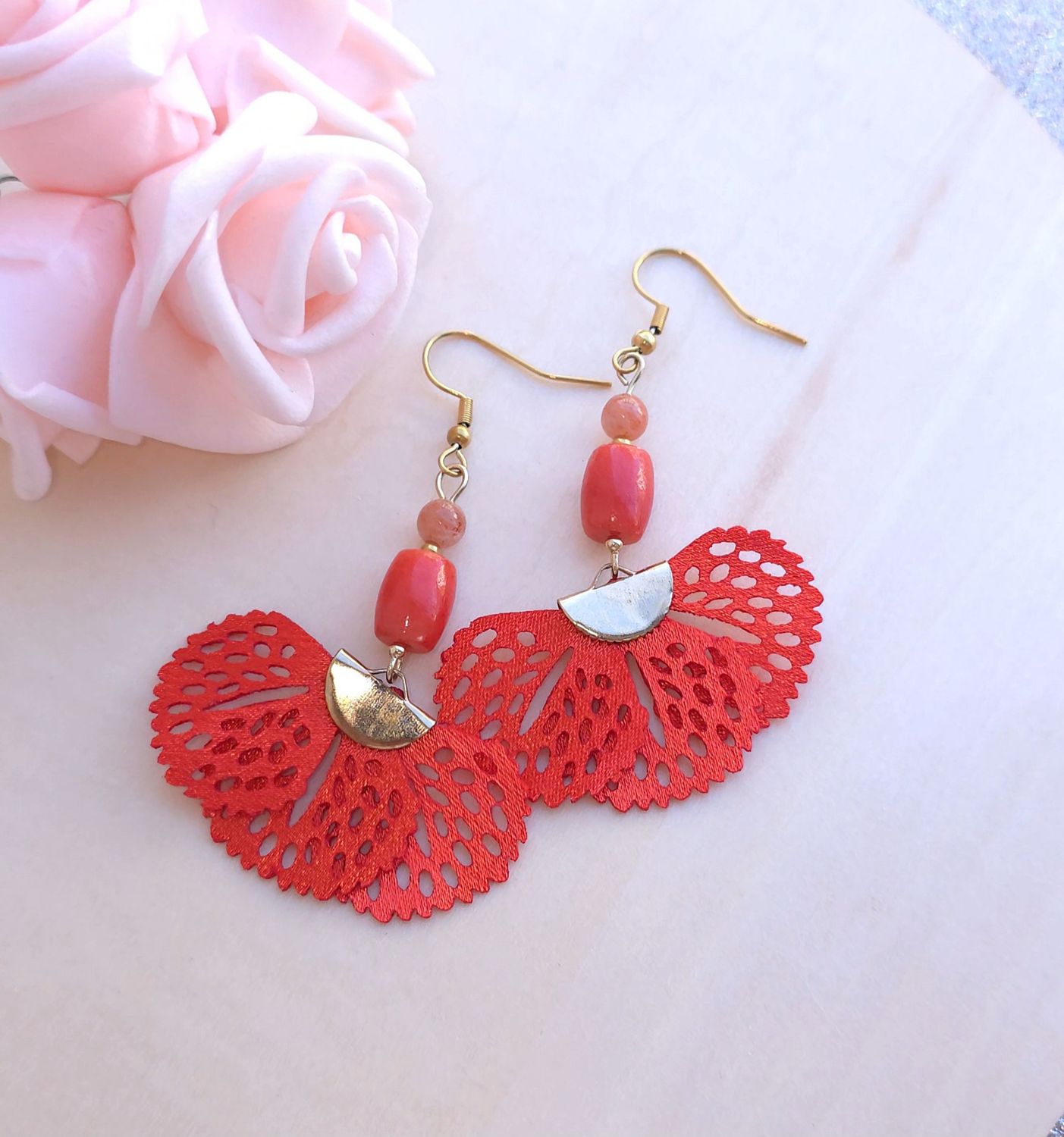 Boucle Valentine • Pierre du soleil/Corail (Unique)