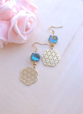 Boucle Aqua aura/Fleur de vie (Unique)
