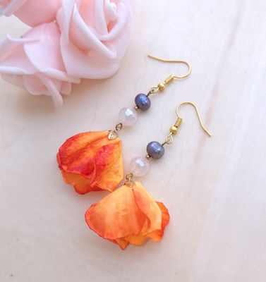 Boucle Fleur • Perle de Culture/Agate Blanche