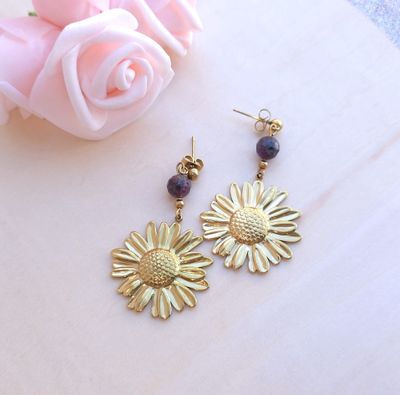 Boucle Fleur • Rubis Facetté