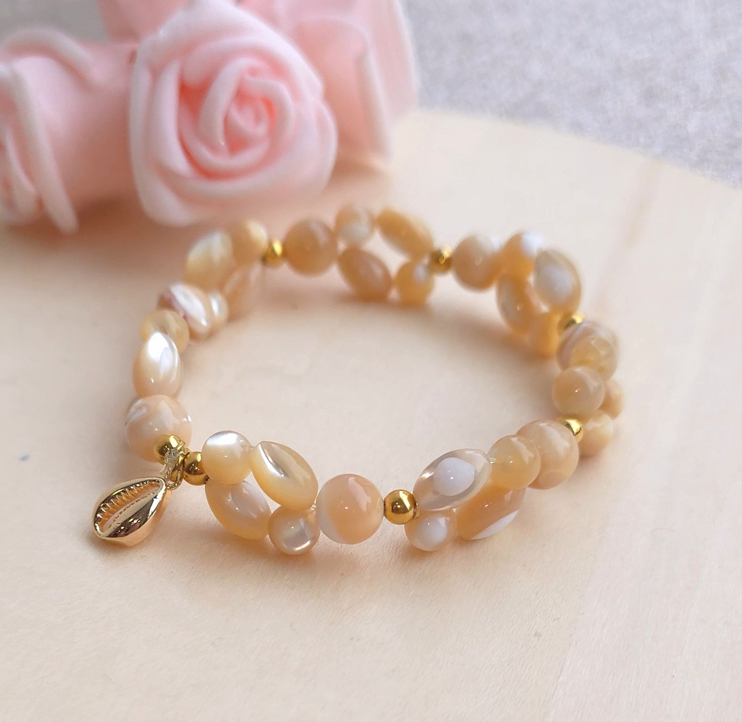 Bracelet Création • Coquillage et nacre opalisé