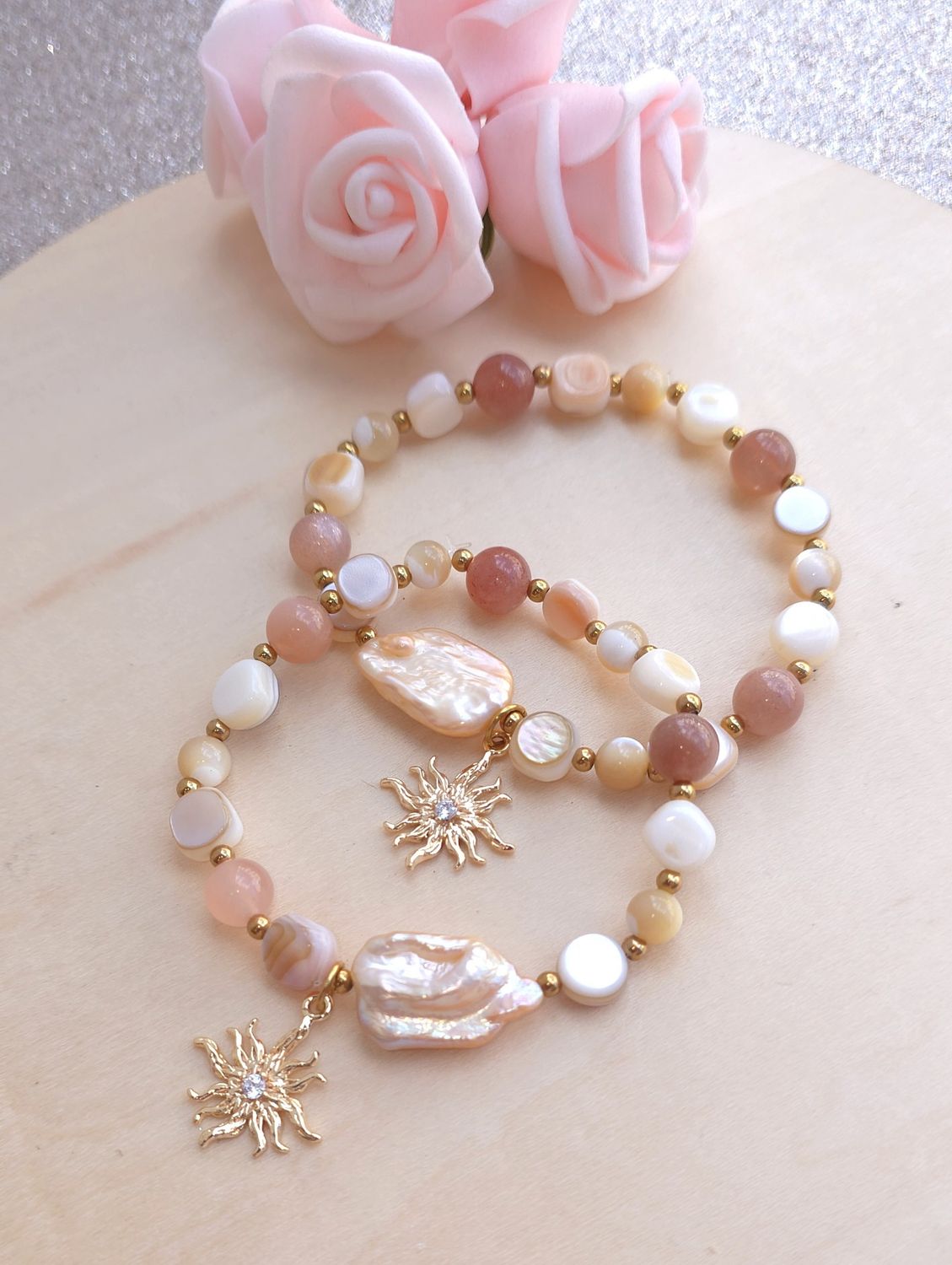 Bracelet Création • Nacre/ Perle de culture/Pierre de Lune