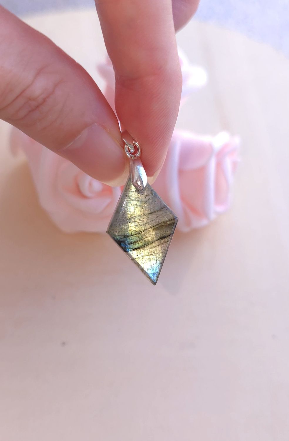 Labradorite Vert/Bleu n°2.11